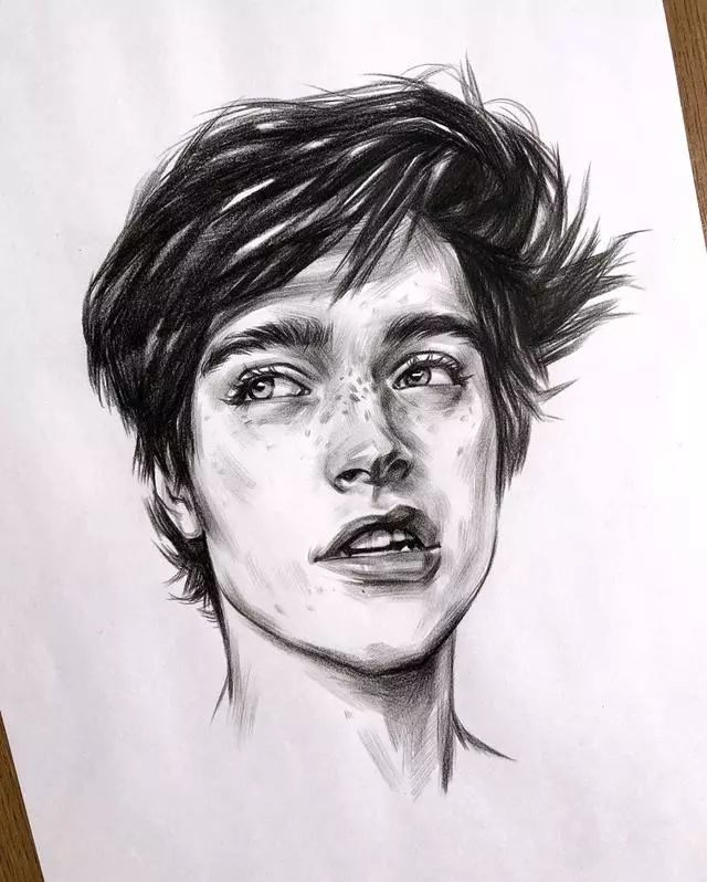 对比强烈的素描人像关系明确刻画传神素描这么画真帅