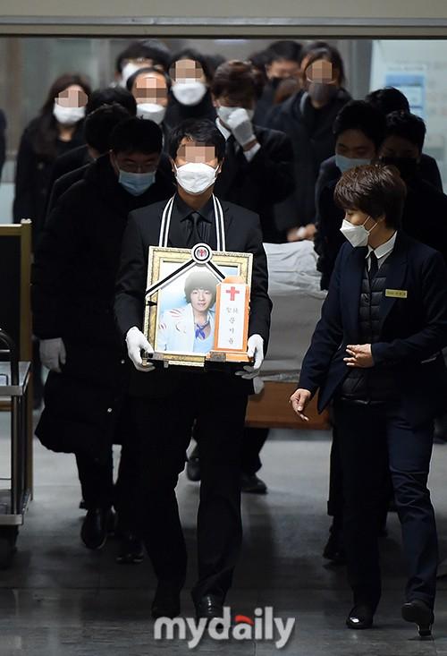 「md photo」 已故韩国艺人文知允葬礼现场照
