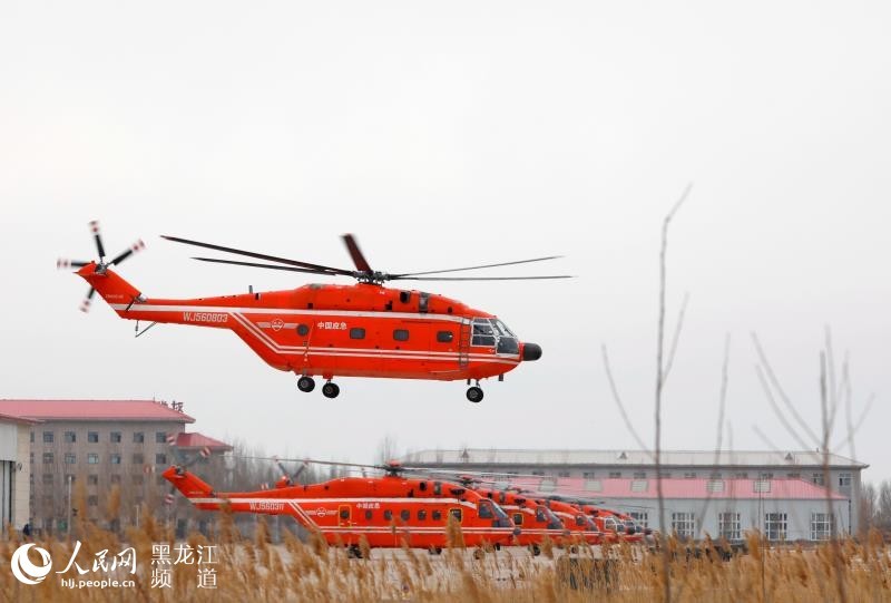 應急管理部森林消防局直升機支隊開展跨晝夜應急救援訓練