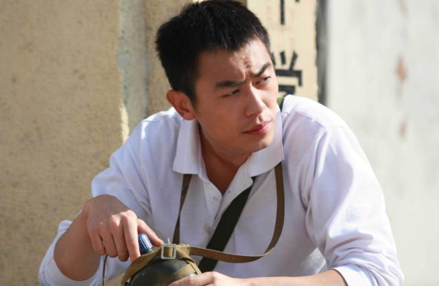 朱亚文十日游戏官宣当红女星出演女主演员阵容是顶配