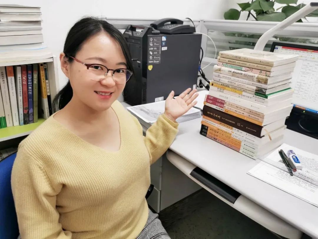 连续四届蝉联韬奋杯团体个人一等奖人大社编辑超优秀