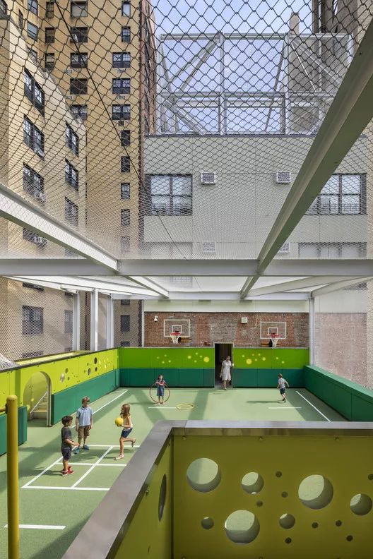 屋顶这样设计,让人上去了就不想再下来!_运动场