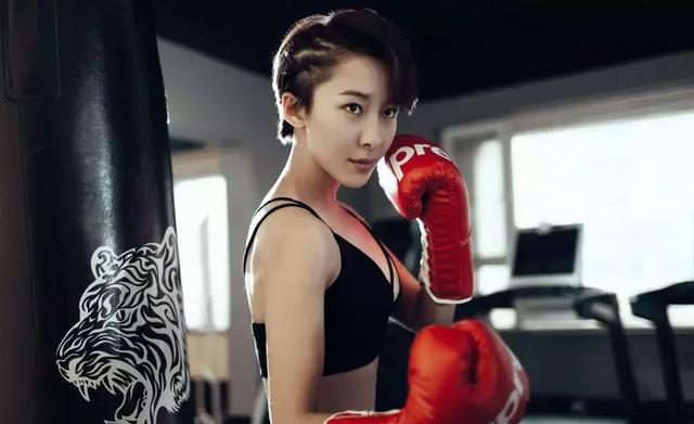 从服务员到好莱坞惊蛰中这位女演员大概是最传奇的一个