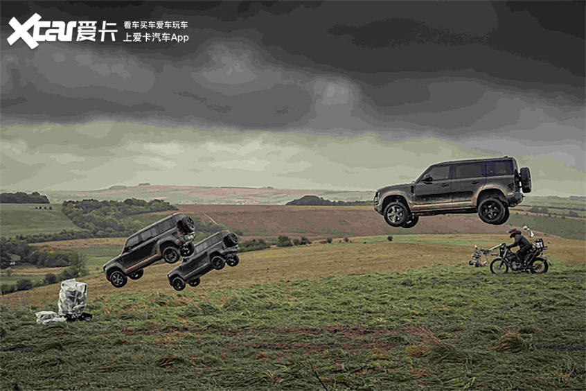 路虎卫士大秀身手《007》电影中还出现过这些车