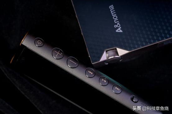 中端播放器的巅峰较量索尼zx505遇上艾利和sr15