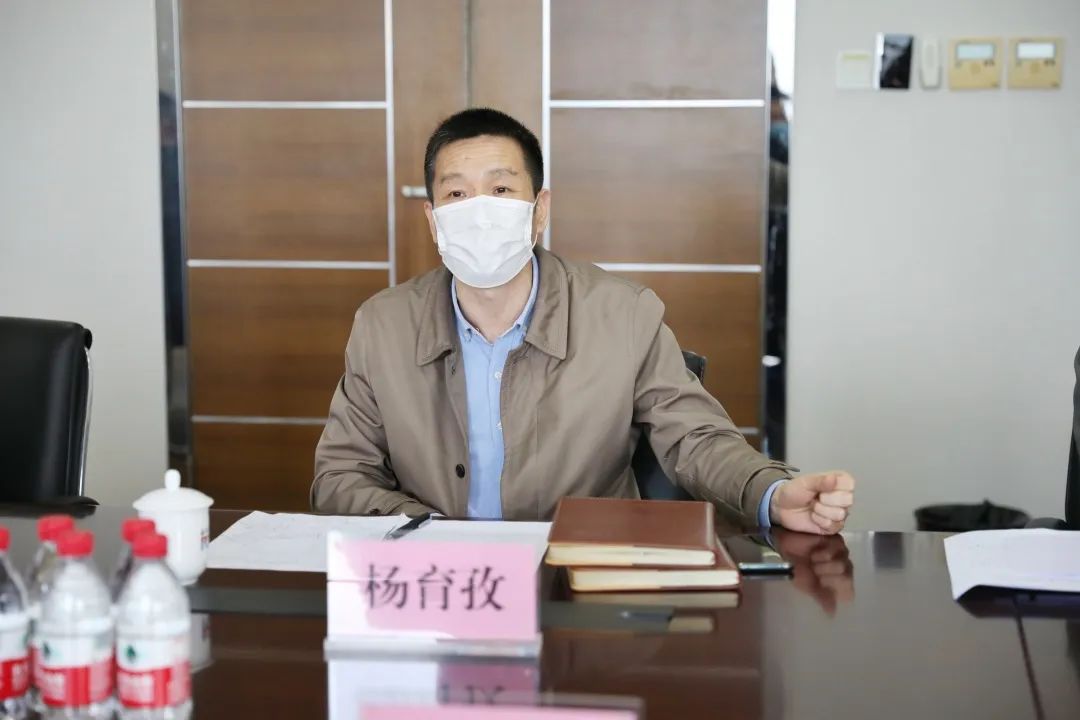 洞头区副区长张方任一行来温州港集团开展三服务调研