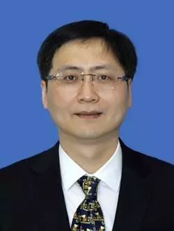 徐国锋外科学博士,硕士生导师,上海交通大学医学院附属新华医院,小儿