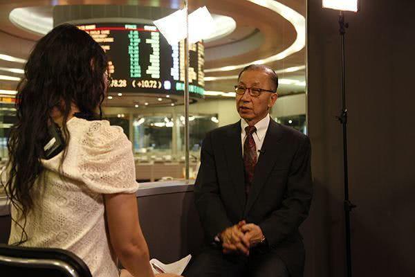 罗鹰石,广东潮汕人,出身名门.