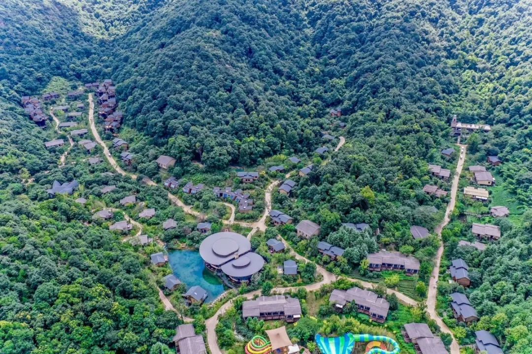 杭州开元森泊丨06699起住网红木屋芙罗拉花园打卡现实版爱丽丝仙境