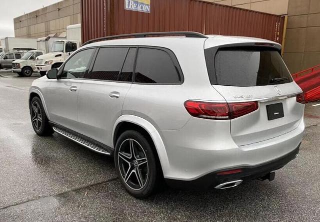 最新款柴油奔驰gls亮相外观霸气不输宝马x7油耗8升真给力