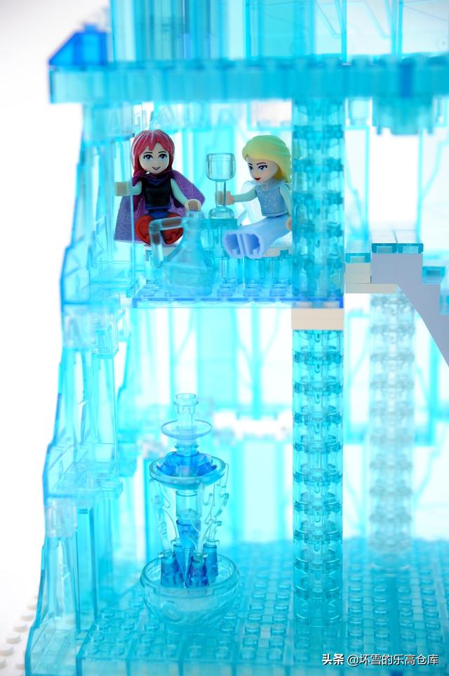 乐高ideas的落榜生为女儿打造的冰雪奇缘城堡儿子们却更喜欢