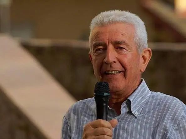 意大利又一名市长因新冠肺炎去世!_拉伊