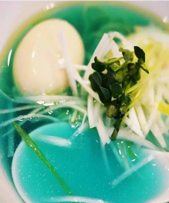 蓝色的食物有什么 956b2a87ea3547319873789c34b2e3fb.jpeg