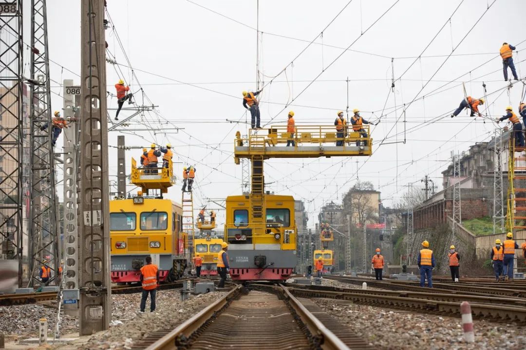 55万名铁路职工正在全力做好这件事