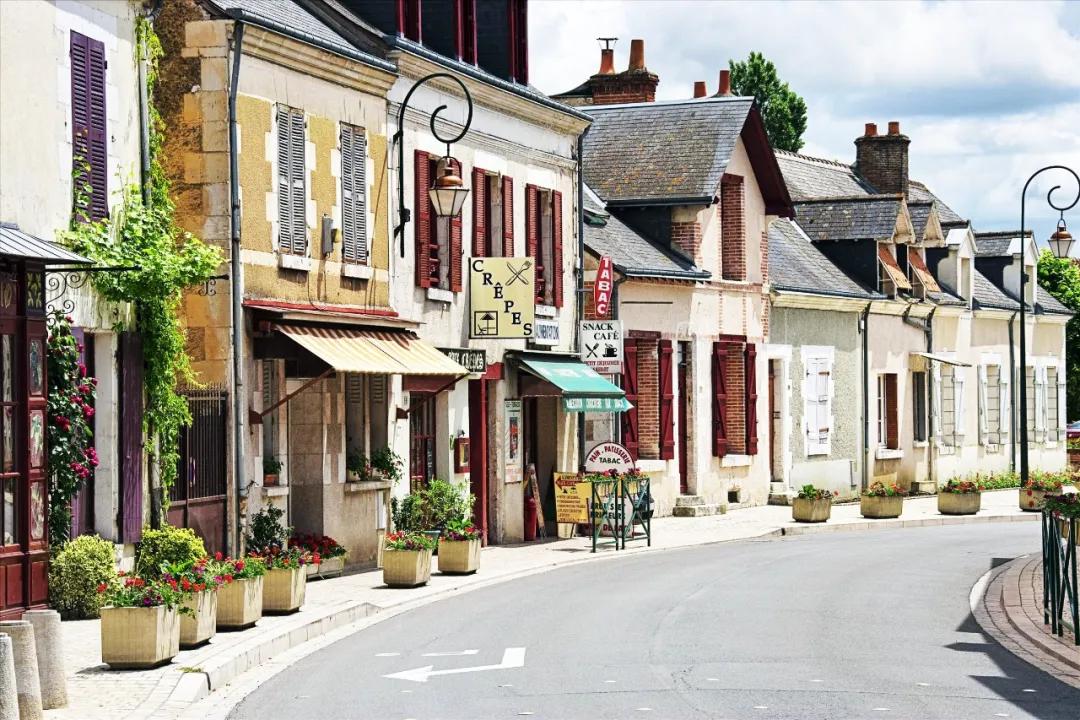 夏日玫瑰童话小镇顶级葡萄园这些法国旅游胜地去就对了