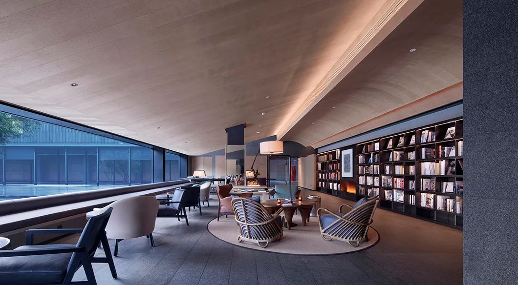 琚宾气韵和气质美学设计作品2例