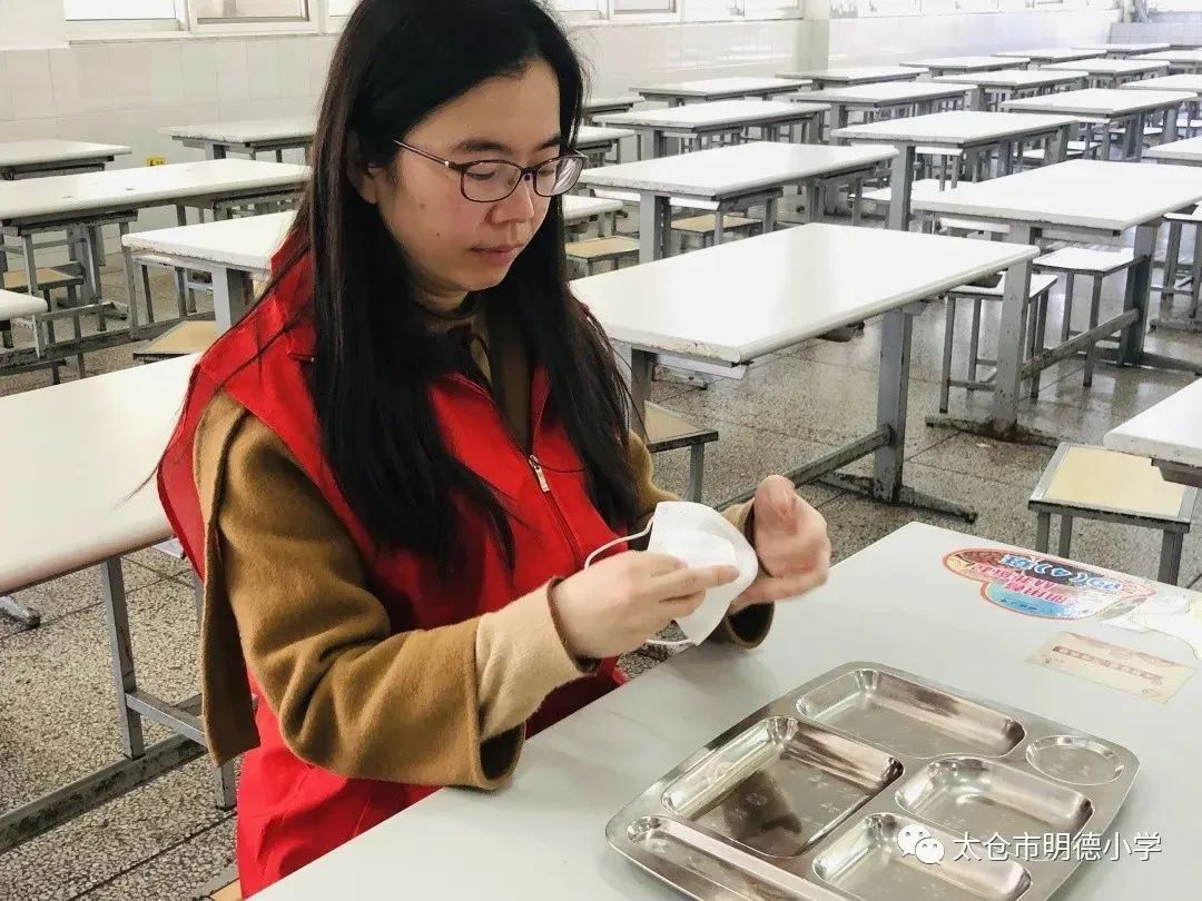 群防群治实演真练安全护航太仓市明德小学开展防疫应急演练