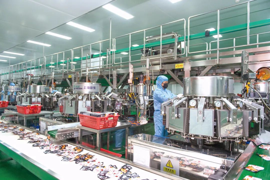 金磨坊智能洁净车间正全力生产.张迪摄