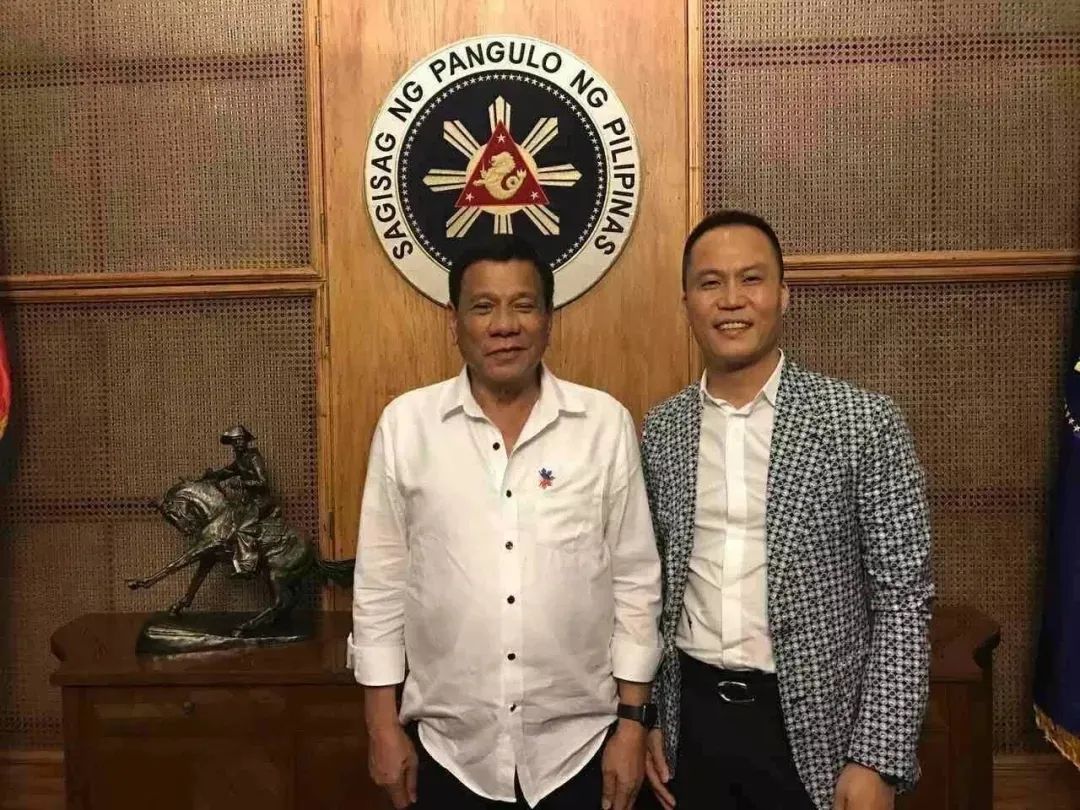 【共抗疫情】金井埔宅乡贤带领侨商捐赠菲律宾政府防疫物资!_杨鸿明