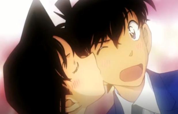 除了小兰之外,还有三人也亲过柯南,连男人都有!_步美