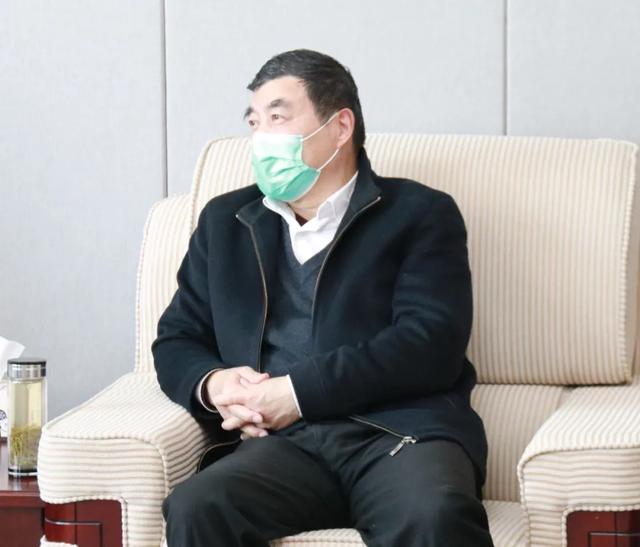 巢湖市人大常委会主任党组书记周恩平莅临富煌调研疫情防控与复工复产