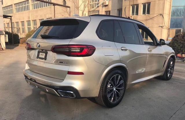 最精致的宝马x5亮相!香槟金色外观 运动包围,提速比gle还凌厉!