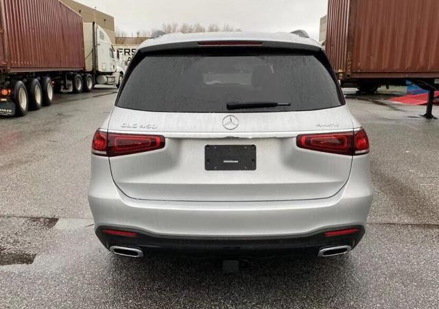 最新款柴油奔驰gls亮相外观霸气不输宝马x7油耗8升真给力