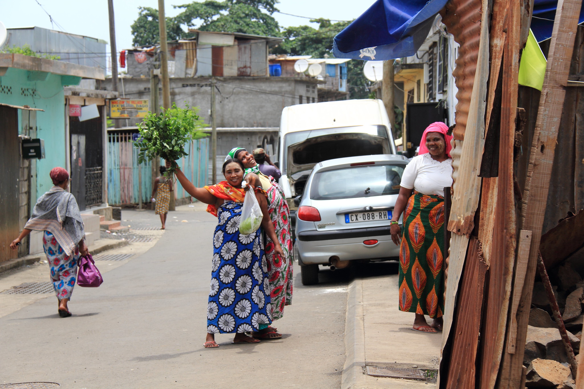 尽管十分贫困,但恢复稳定后的科摩罗,却给人展示出改变自己命运的坚决