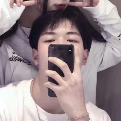 高调官宣的情头一左一右超恩爱秀儿快安排上