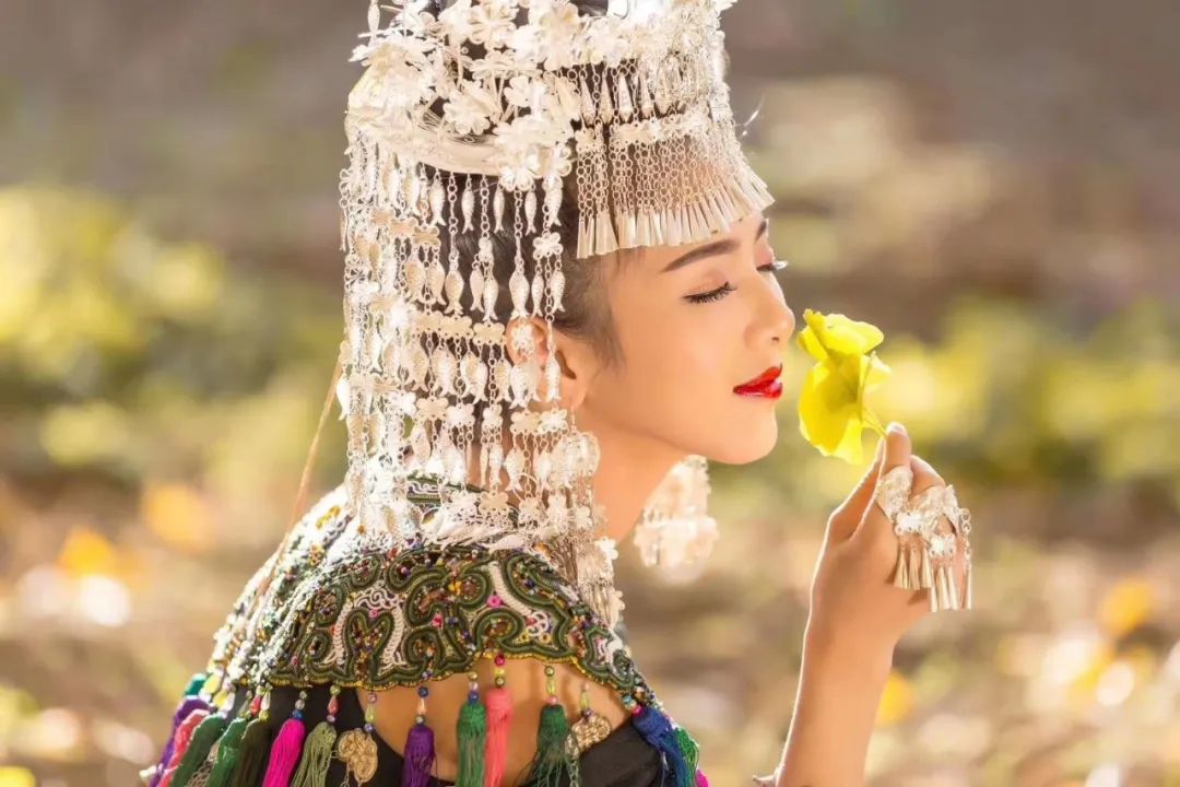 今日春分听阿幼朵吴健杨一方唱一首春天的歌