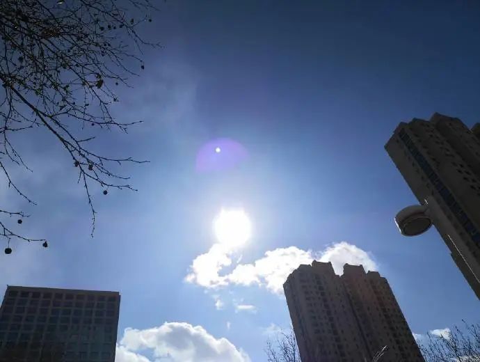 你看窗外阳光明媚,我想你了海院_太阳