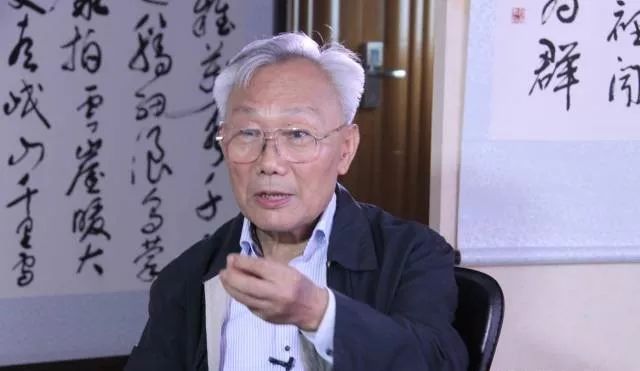 百年巨匠特约顾问赵学敏作诗春分