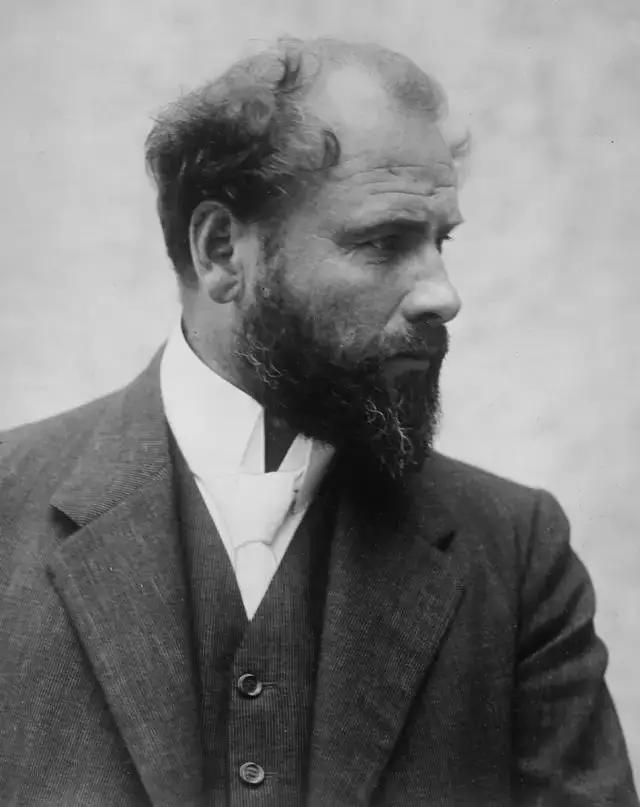 古斯塔夫·克里姆特(gustav klimt)出生于维也纳一位奥地利知名象征