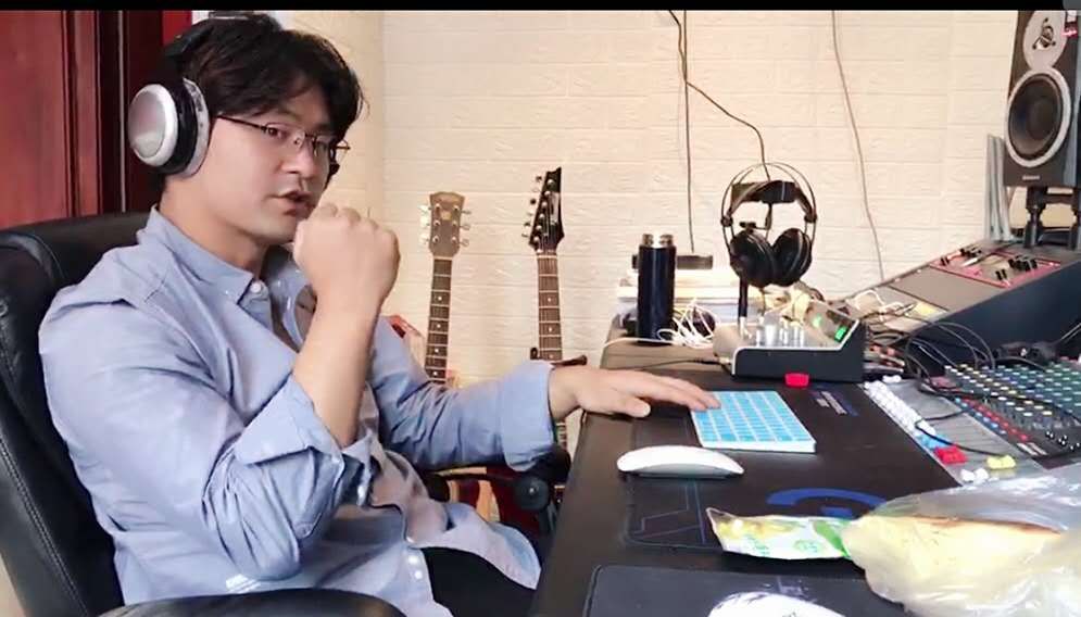 任果歌手:阿桑格莱鹏措总策划:孙军----------有你有我作词:秦广智