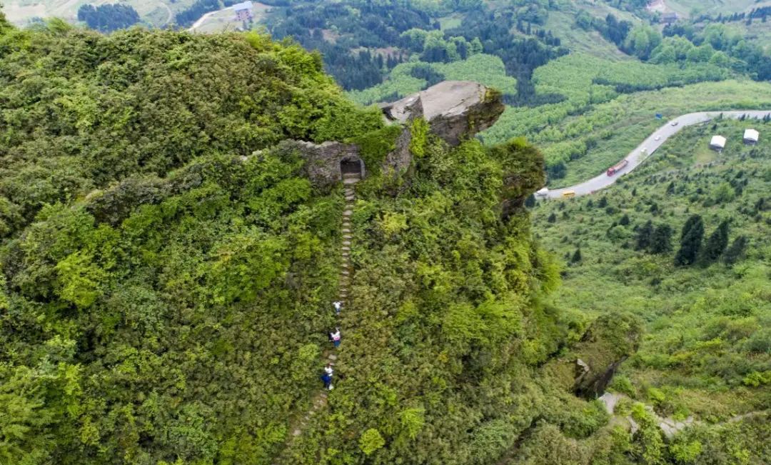 巴渝风 | 这里何以成为"不攻之城"?_崖城