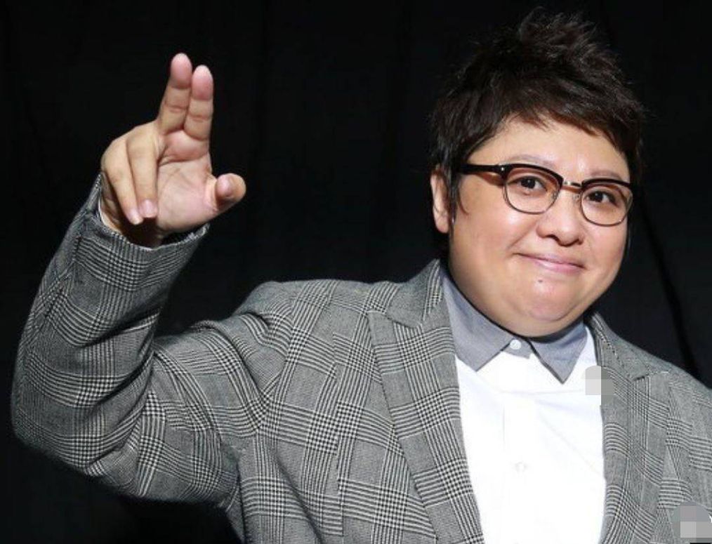 原创tfboys易烊千玺被韩红拒绝去武汉当搬运工后被曝一直责备自己没用