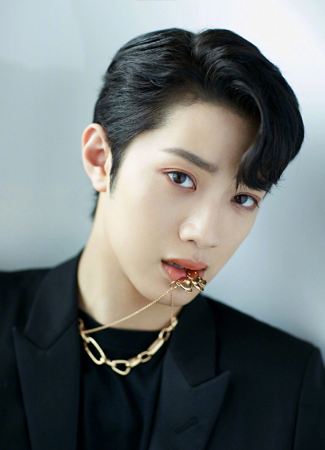 随身携带小熊赖冠霖你可爱超标啦