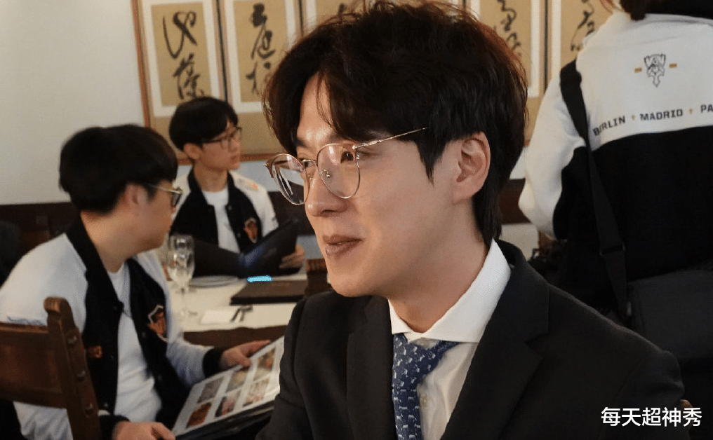 不惧被komma针对!赢下rng后,蕉太狼的举动够爷们_forge