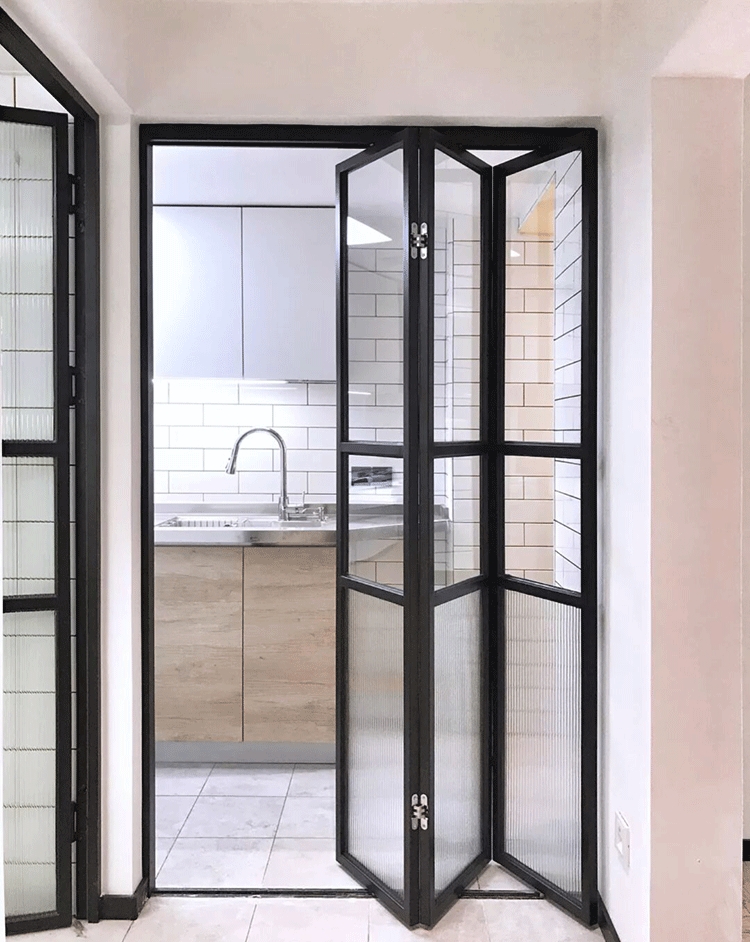 厨房门 来自搜狐网