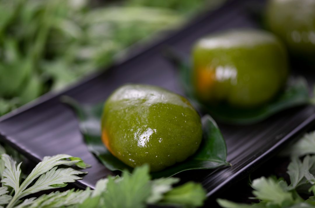 藏着江南春天的青团已上市!快来"尝春"~_艾叶