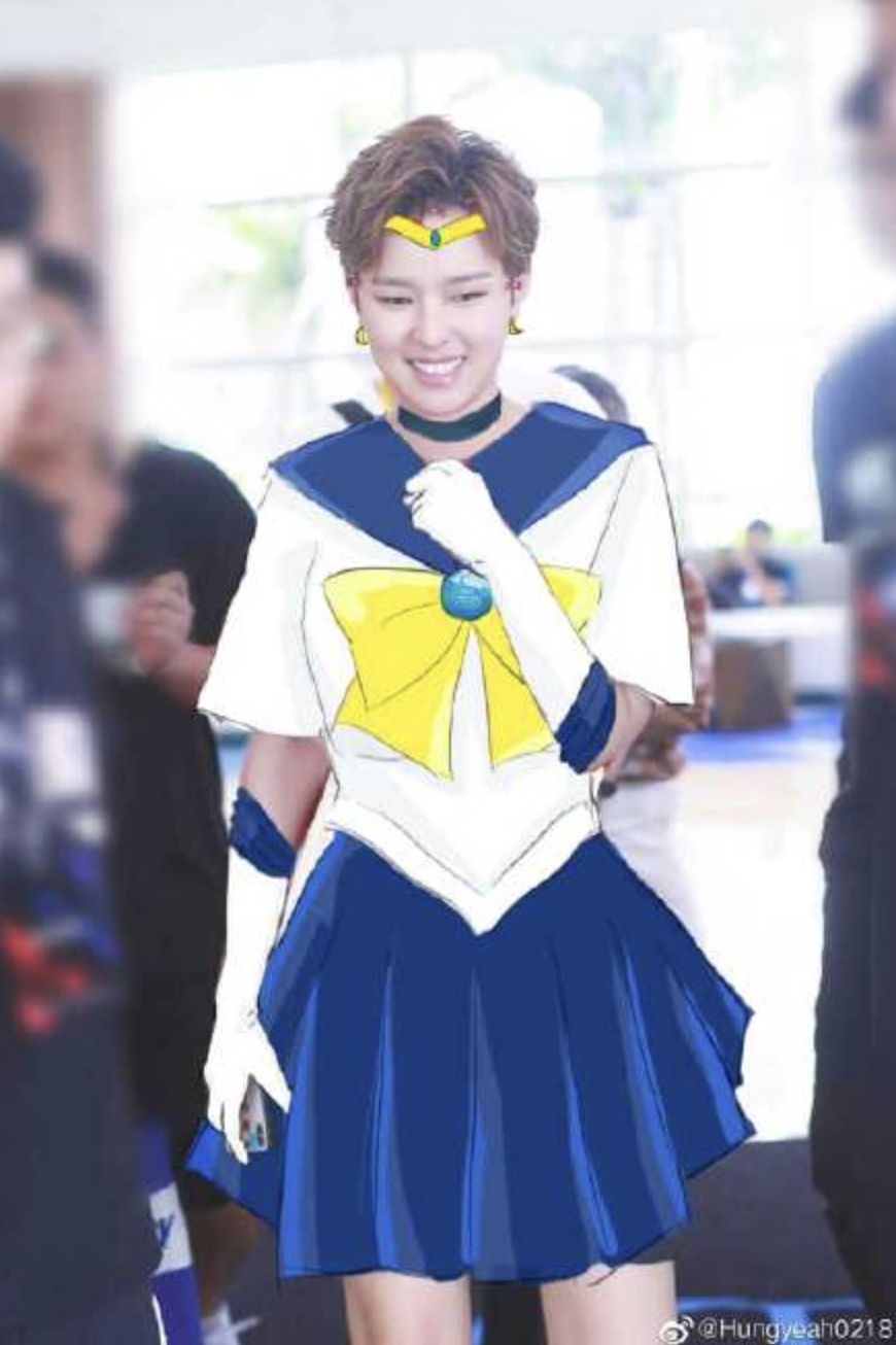 火箭少女sunnee杨芸晴穿裙子,横冲直撞20岁学妹上线