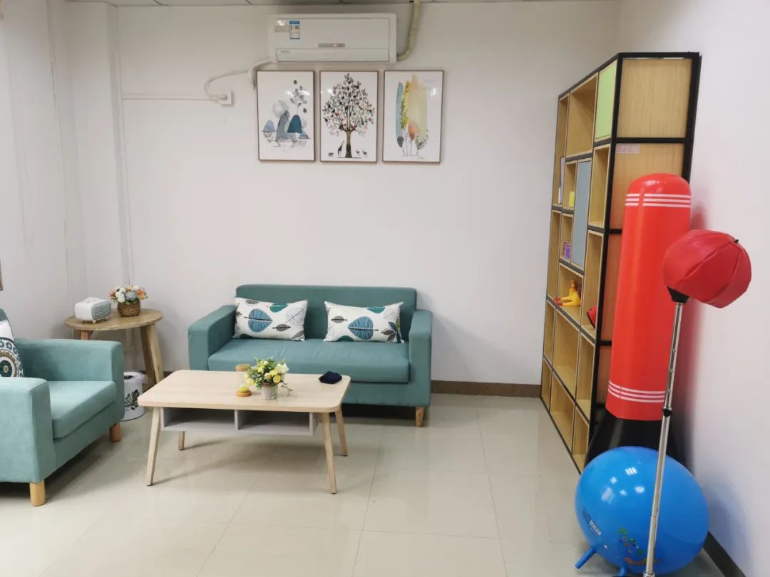 筑牢职工心理防线祖庙街道总工会心灵驿站助力企业复工复产