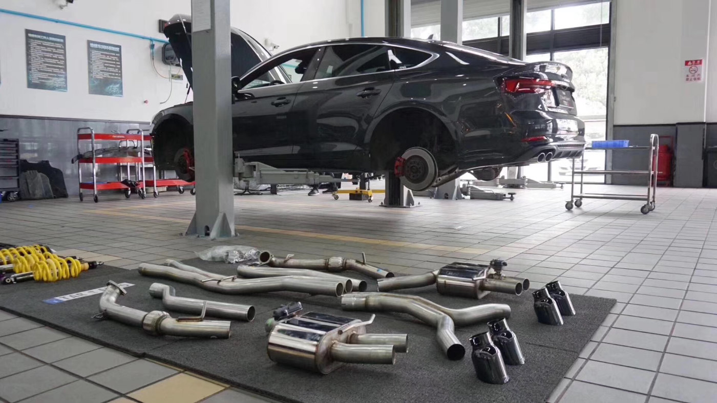 奥迪s4 b9改装awe tuning阀门版排气