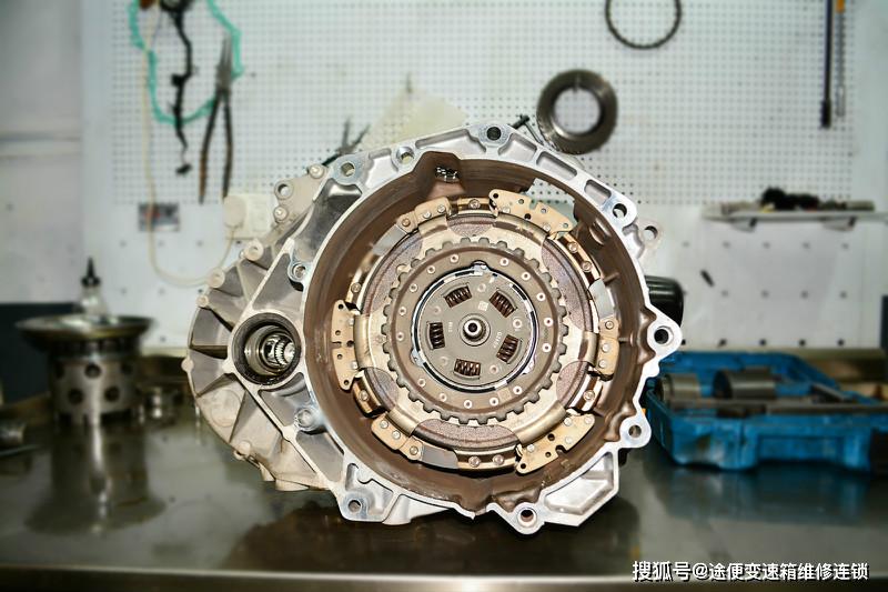 厉害了老司机面对大众cc变速箱故障时竟这样维修