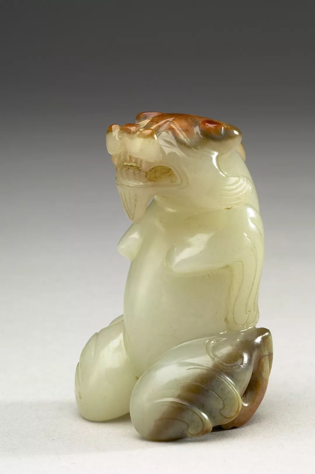 台北故宫博物院藏战国至汉代玉器特展