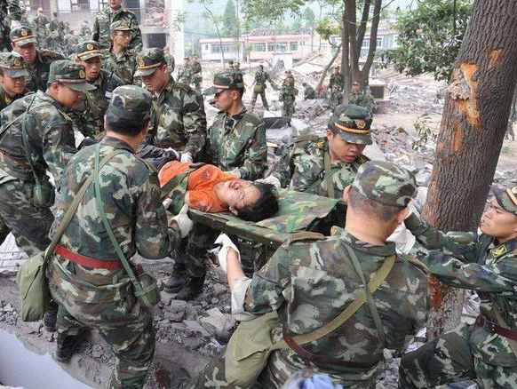 而在唐山大地震發生的32年後,一場比唐山大地震震級更高的汶川地震