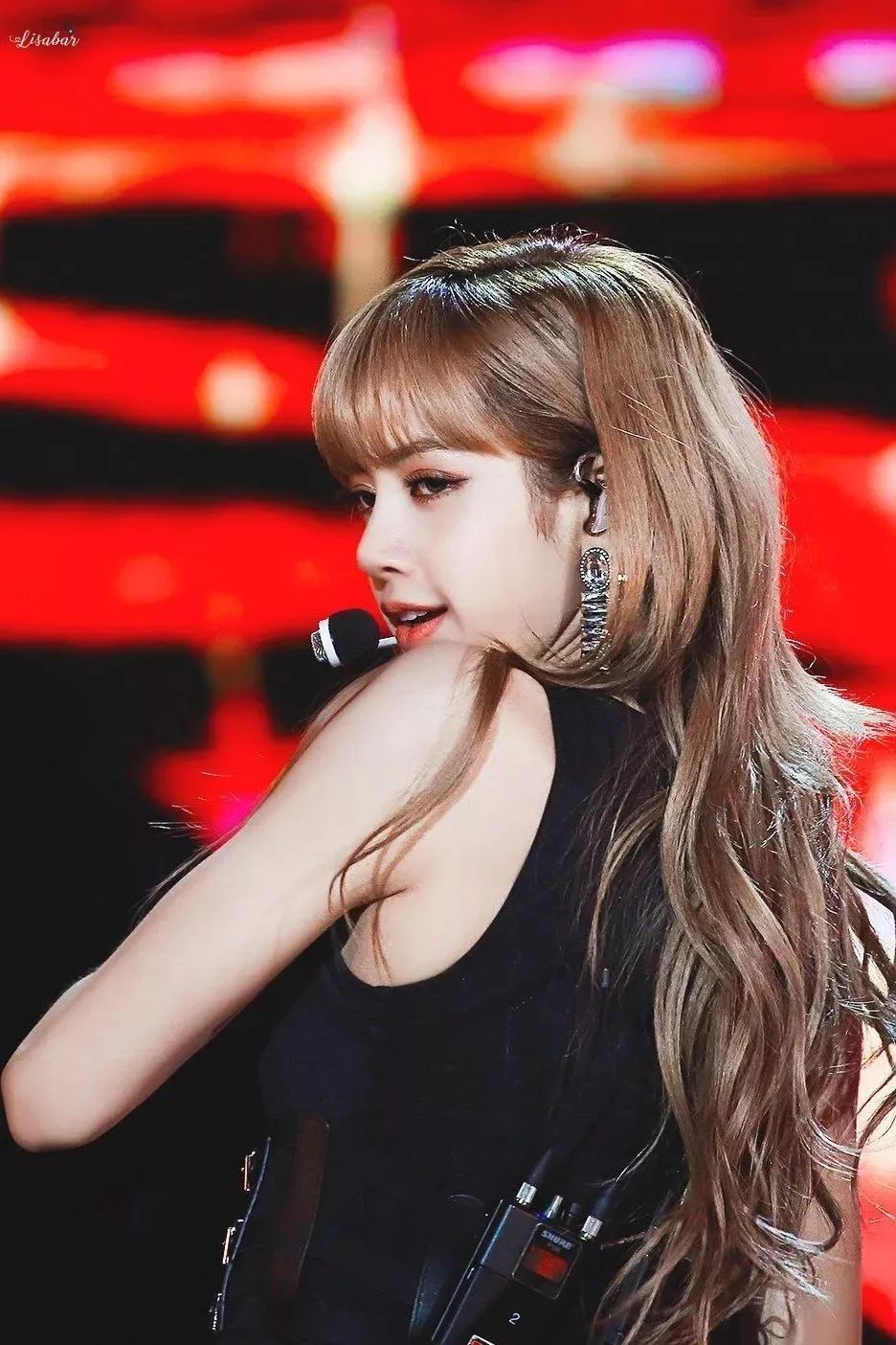 人间芭比lisa这女的怎么这么a