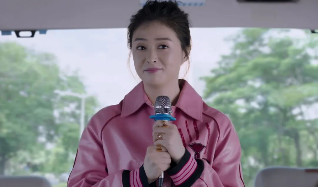 原创靳东蒋欣主演新剧如果岁月可回头开播看完第一集感觉如何