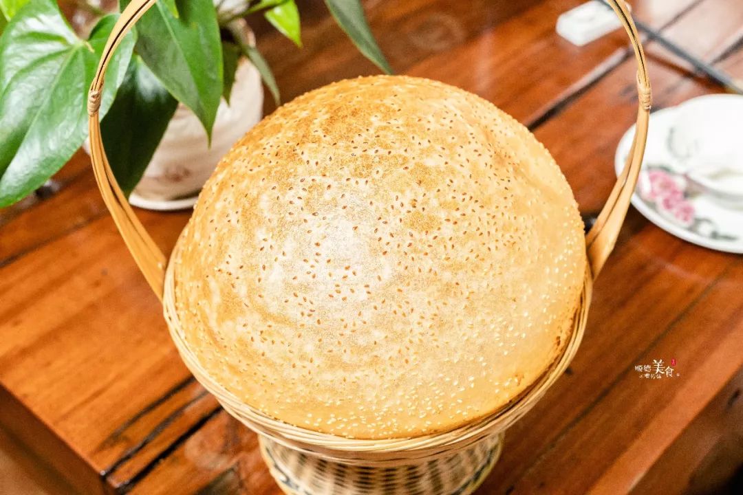 红爆珠三角的孖宝庄园果木烧鹅终于回来了吃它