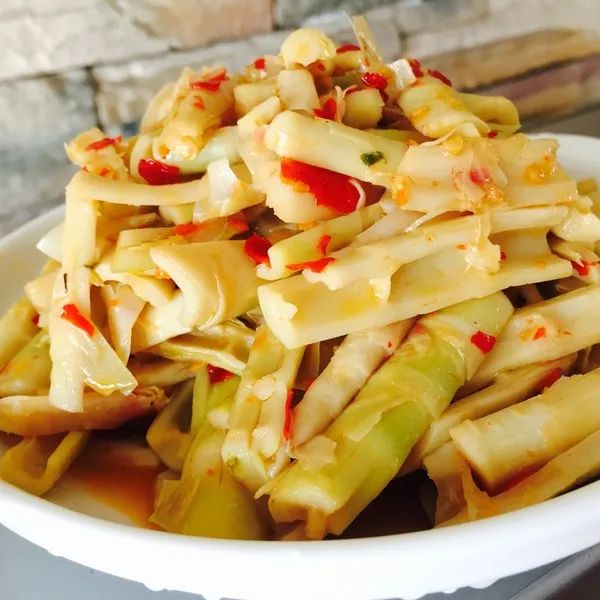 深山老林里挖出来的"蒸蒸日上",已来到中百大厨房~_竹笋